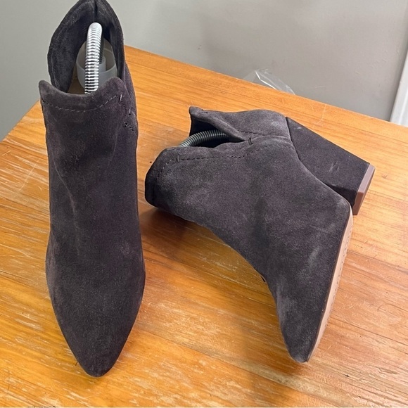 Splendid Cheryl Pointed Toe Suede Ankle Bootie - Picture 6 of 13